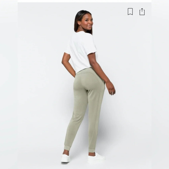 FREE PEOPLE FP MOVEMENT Back Into It Jogger green size large - Picture 14 of 16